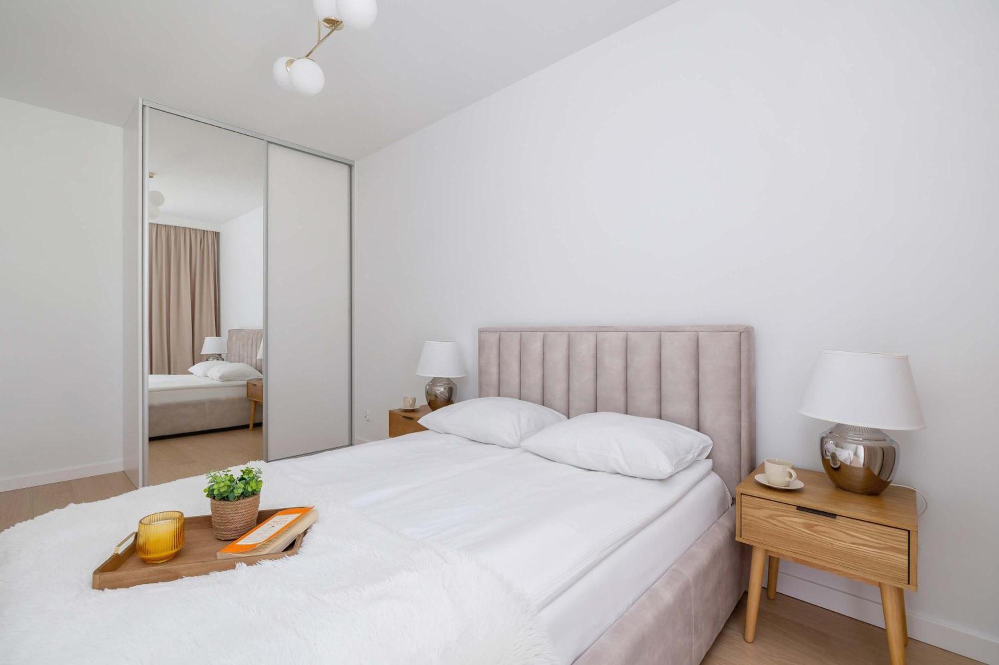 Atmospheric With Parking By Renters Cracovia